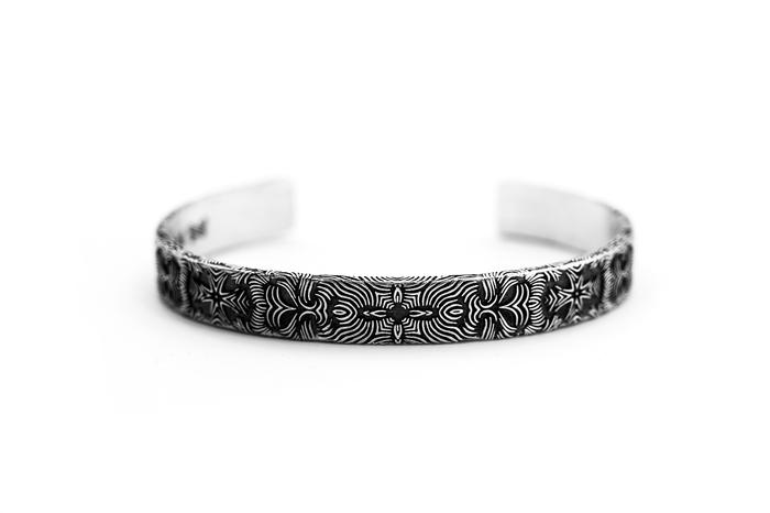 BLACK & SILVER CUFF